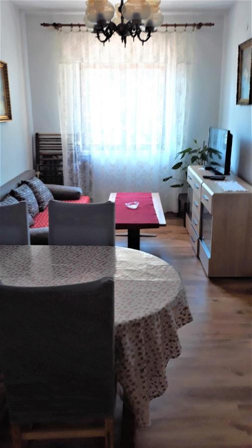 Apartment Modric セニ エクステリア 写真