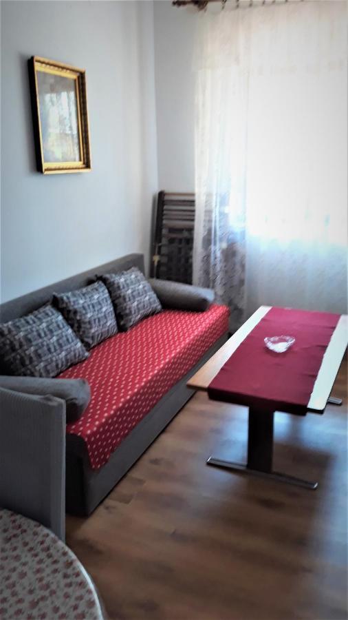 Apartment Modric セニ エクステリア 写真